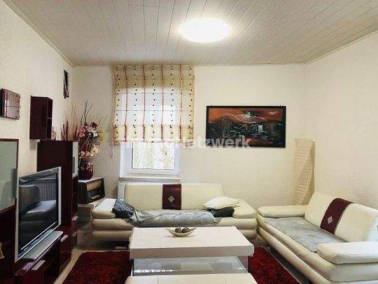 kleine Wohnung EG Wohnzimmer