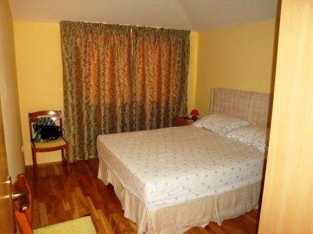 L.Stanza  zona notte 1.JPG