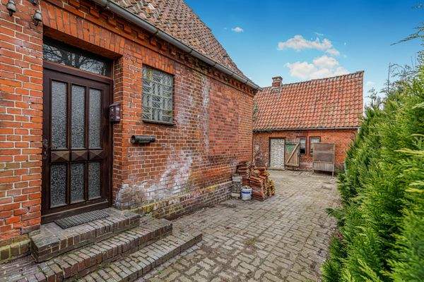 Eingangsbereich außen