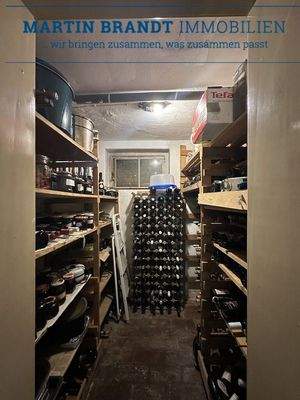 Weinkeller im Keller