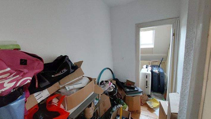 1.OG- Begehbarer Kleiderschran