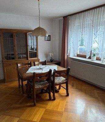 Essen im Erdgeschoss