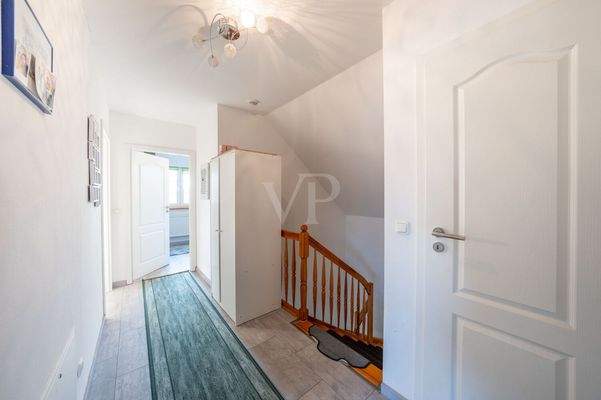 Flur + Abstellkammer, OG