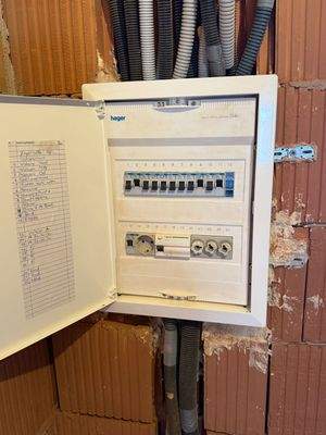 Verteilerkasten in Haus 2