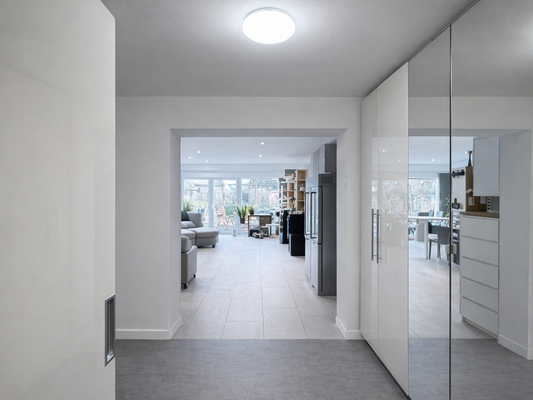 EG Flur Blick Wohnzimmer