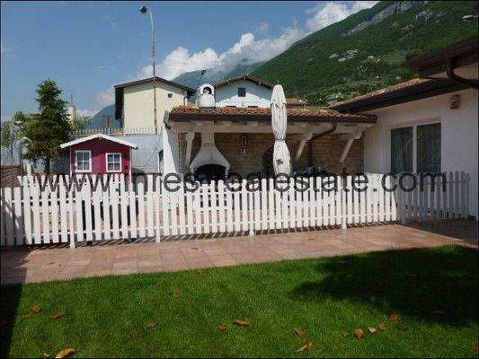 6536pi_Malcesinei_02_Villa_Haus_Immobilienkauf_Gar