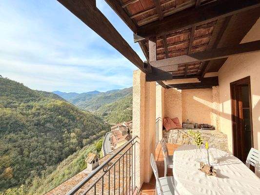 AP_868_TERRA_ITALIA_IMMOBILIEN_LIGURIEN_APRICALE_V