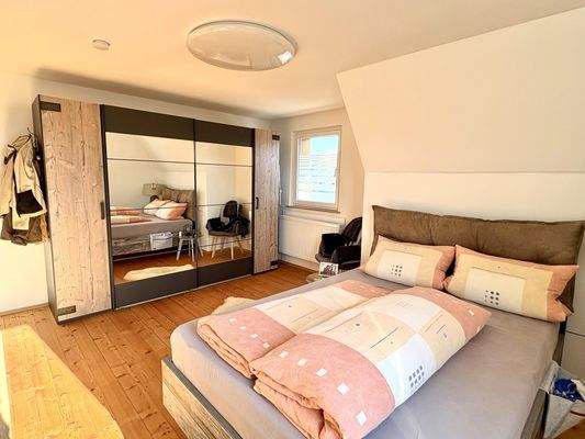 Schlafzimmer Dachgeschoss