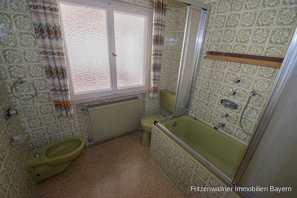 Altbestand Vollbad 1 OG