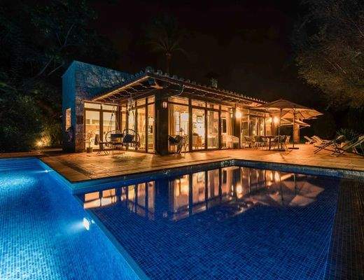 Finca-rústica-mit-Touristen-Lizenz-bei-Sencelles 