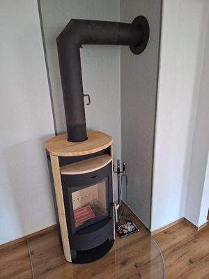 Wohnzimmer mit Kaminofen