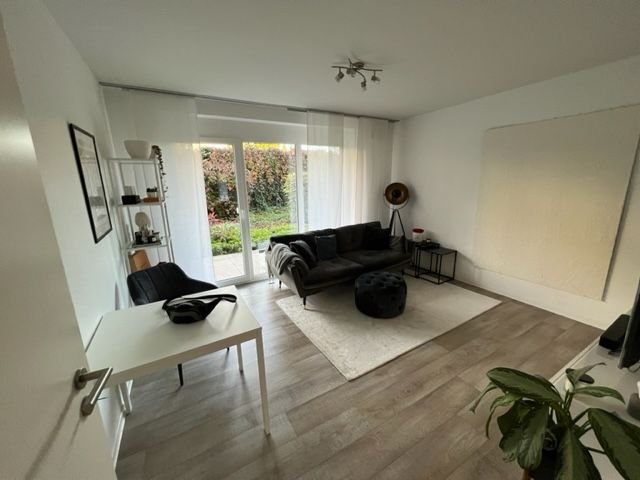 ** Wunderschöne möblierte Wohnung mit Garten im Frankfurt-Nordend / City-Nähe **