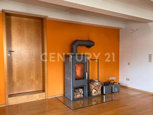 Wohnzimmer mit Kamin, Obergeschoss