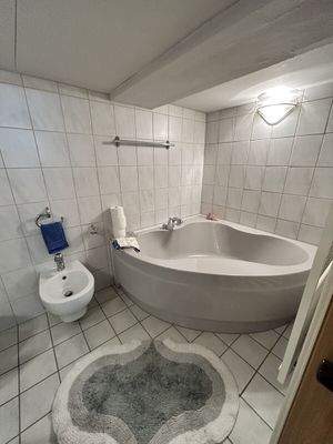 Badezimmer Kellergeschoss