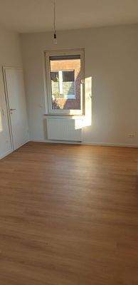 Esszimmer/ Küche zur Straße