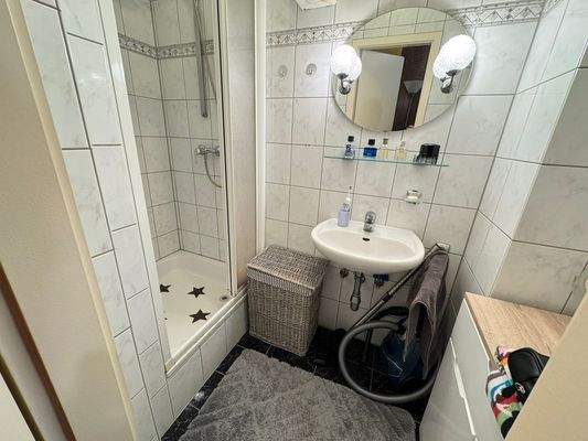 Badezimmer DG