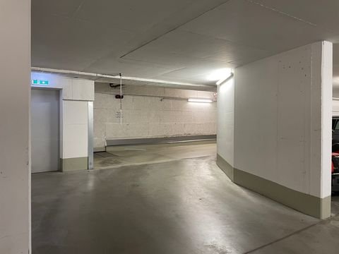 München / Schwabing Garage, München / Schwabing Stellplatz