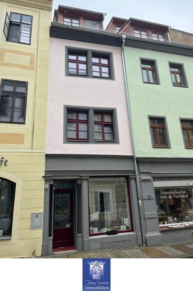 Historischer Altbau trifft modernen Wohnkomfort! Wohnen auf vier Etagen! - Foto 5