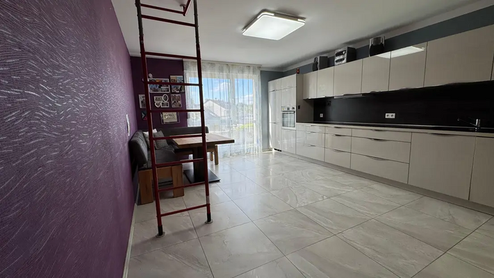 2ddaec5f-6436-4ae9-8dd8-6801173f6b30-1932989434