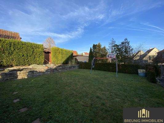 Spielfläche im Garten