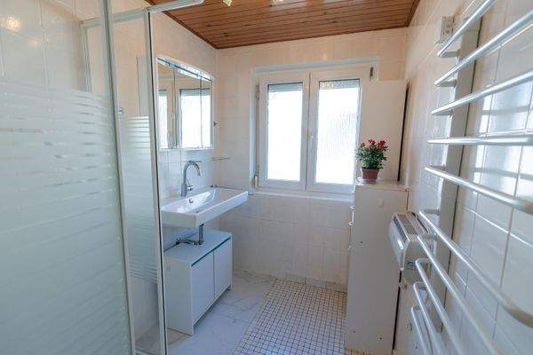 Erdgeschoss, Duschbad