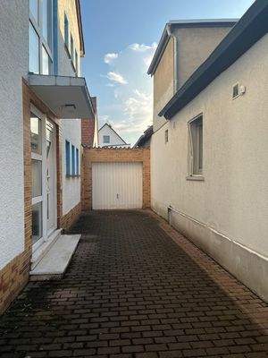Hof - Garage