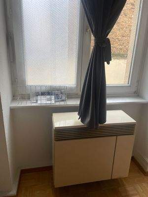 Helles Fenster mit Heizung