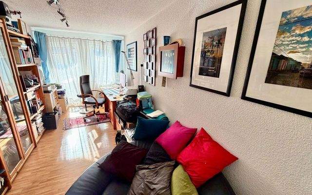 Arbeits- o. Kinderzimmer