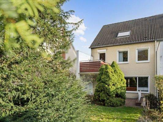 Rückansicht und Garten