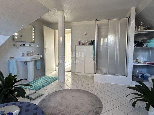 Großzügiges Vollbad