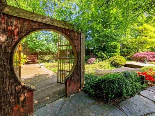 Garten mit Teich