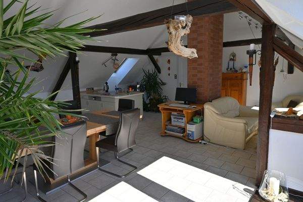 3. Etage ausgebauter Dachboden mit Küchenblock.jpg