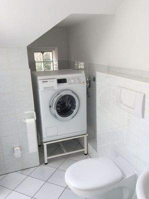 Waschmaschine im Bad