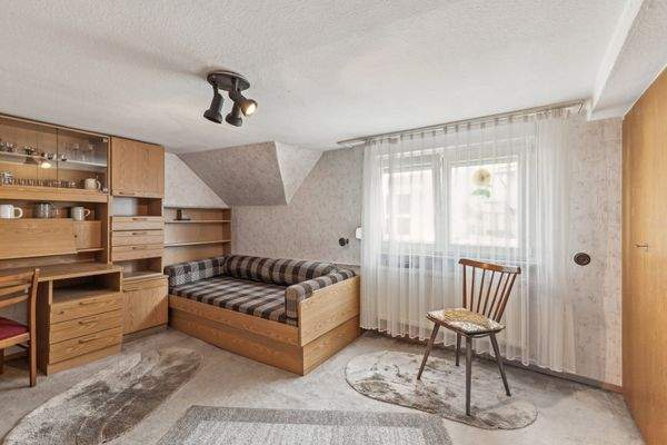 2.OG: Schlafzimmer 1 