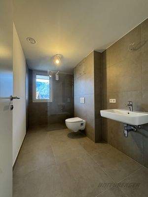 20251029_132301139_iOS