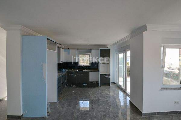 Sea-View Duplex Apartment in Alanya Kargıcak