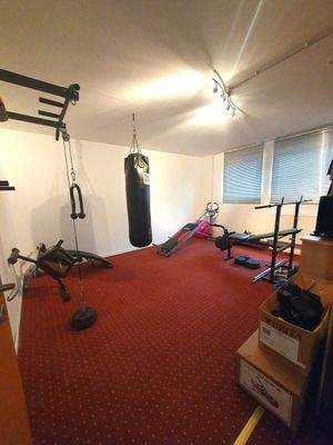 Fitnessraum, KG