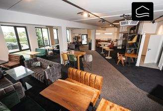 Showroom Erdgeschoss.jpg