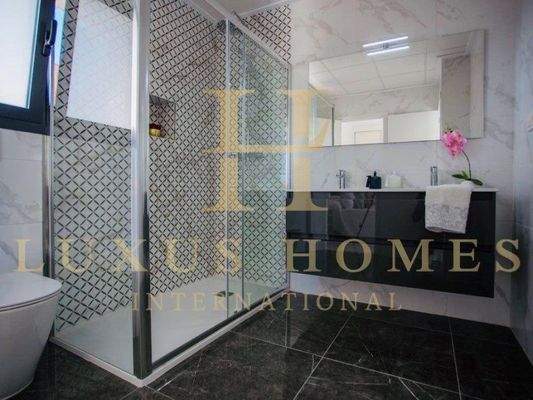 72960BC6-5AE7-4195-8F84-E95A00EB66CA