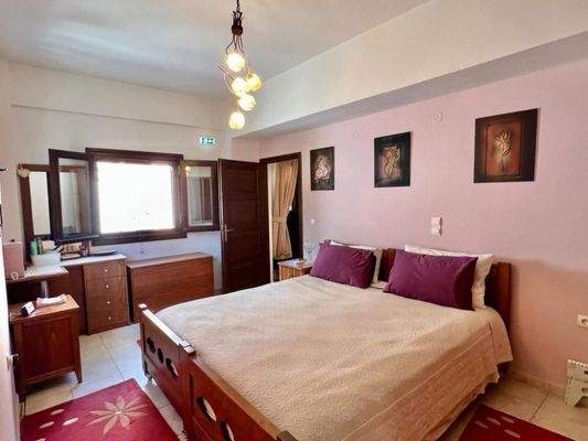 Kreta, Latsida: Charmantes Dorfhaus mit Garten zu verkaufen