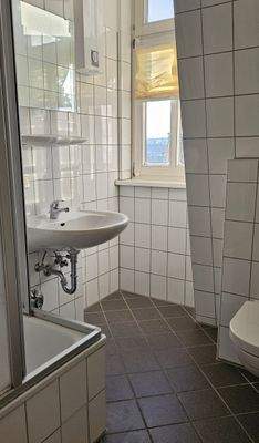 Bright Bathroom with Window