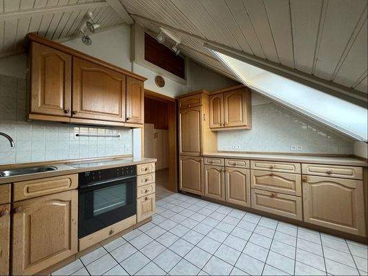 ... mit Einbauküche