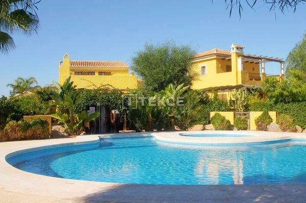 Exquisite Detached Villas in a Luxurious Resort in Almería
