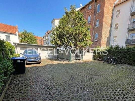 Innenhofbereich / Stellplätze