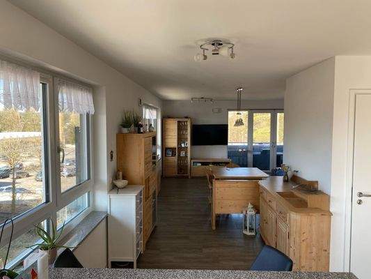 Von der Küche - Blick Richtung Wohnzimmer