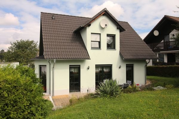 Rückansicht mit Blick auf Terrasse