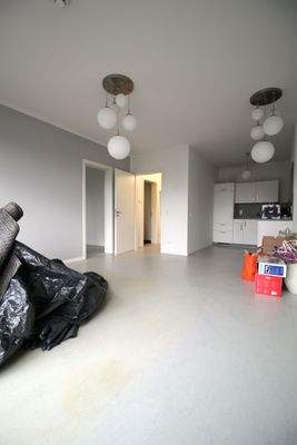 Wohnzimmer (Zugang zur offenen Küche)