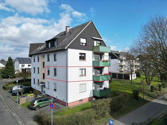 Außenansicht mit Rahmen