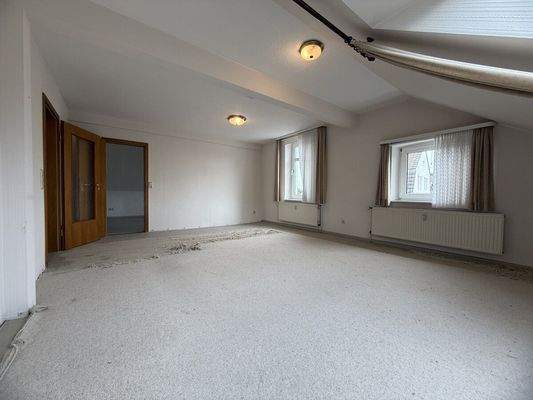 DG Whg. 4 Wohnzimmer Bild 2