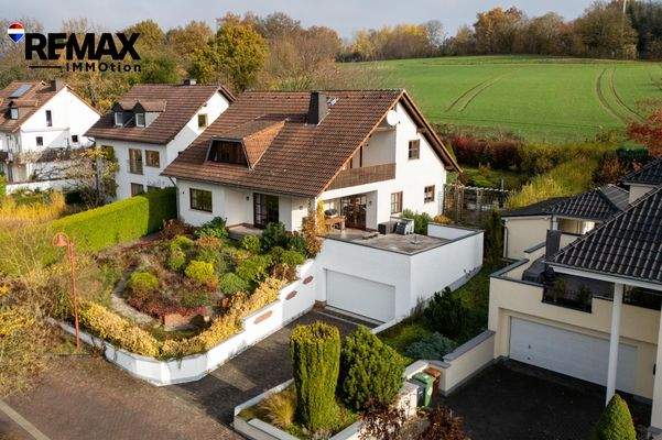 Außen vorne seitlich rechts